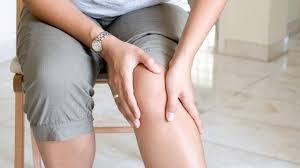 Ảnh hưởng của đau đầu gối và cách chăm sóc hiệu quả khi bị đau